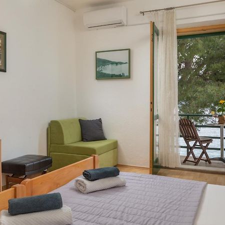 Pine And Sunshine Apartments Podgora Exteriör bild