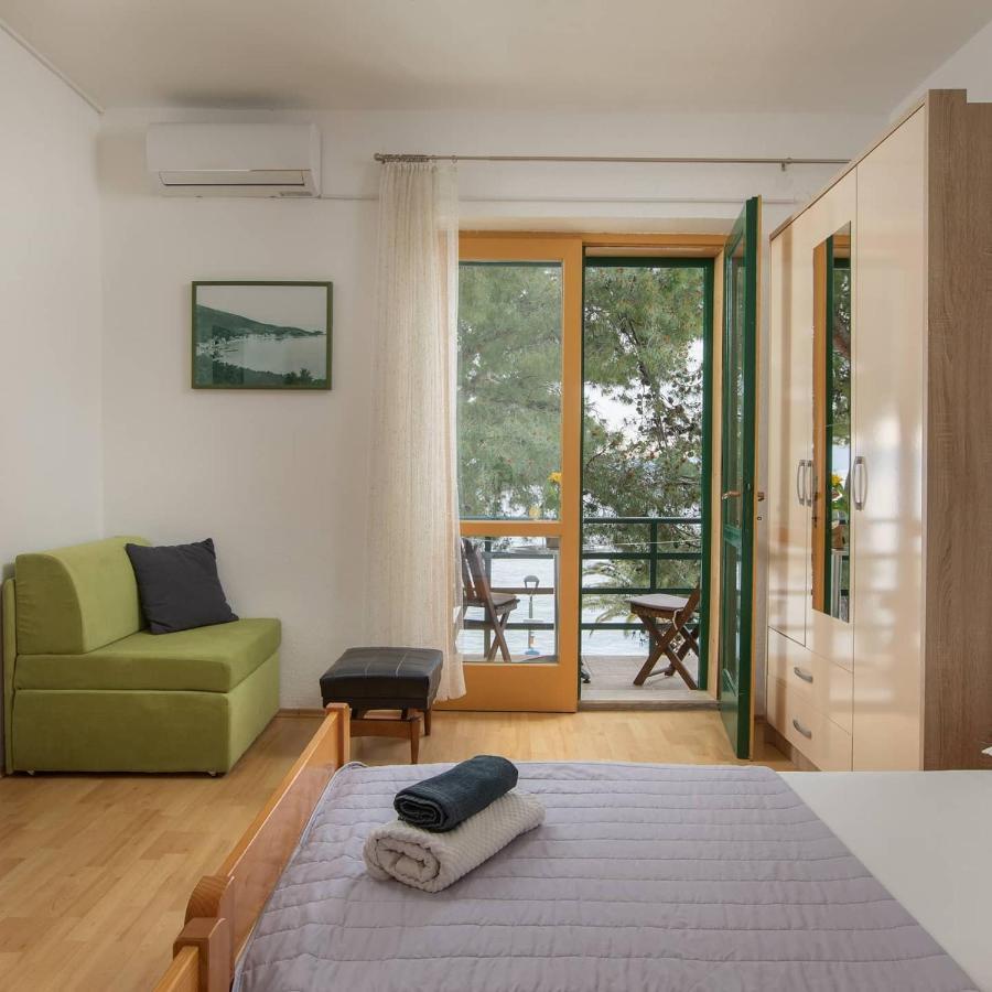 Pine And Sunshine Apartments Podgora Exteriör bild